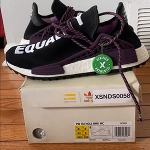 Adidas Pharrell Williams human race